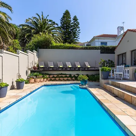 Spacious And Comfortable Green Point Villa Cape Town Exterior photo