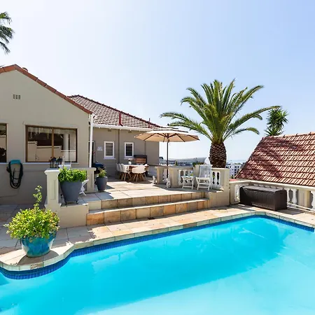Spacious And Comfortable Green Point Villa Cape Town Exterior photo