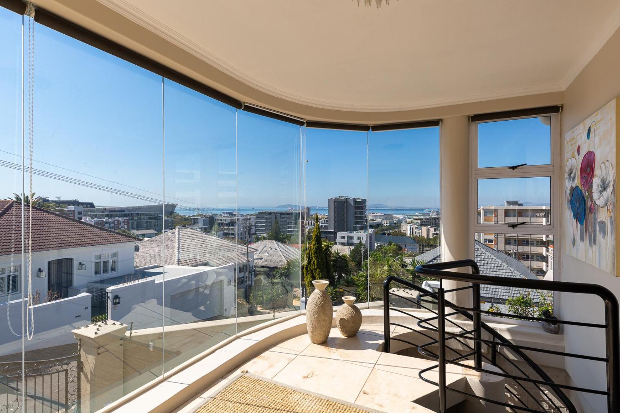 Spacious And Comfortable Point * Cape Town