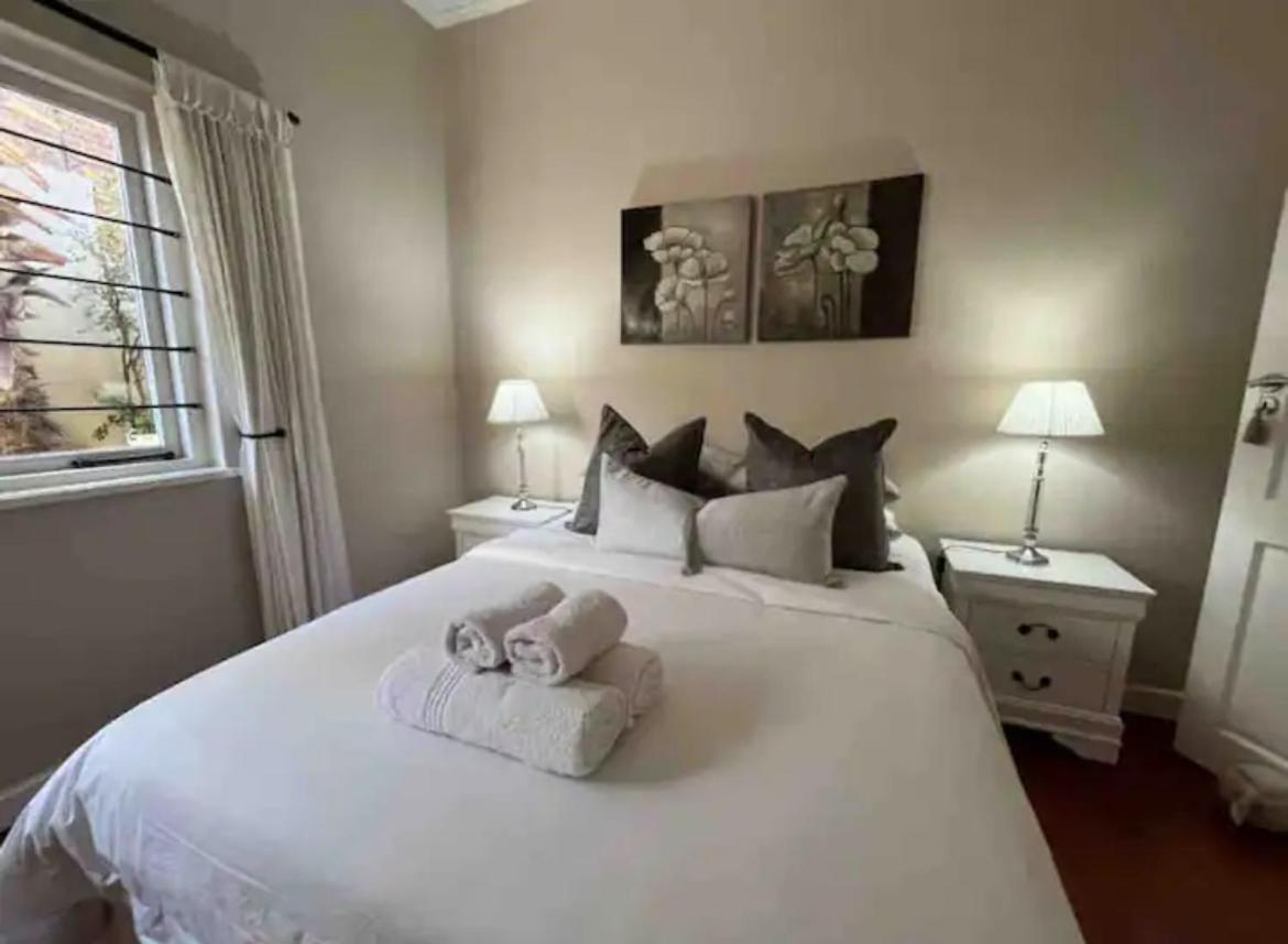 Spacious And Comfortable Point Villa